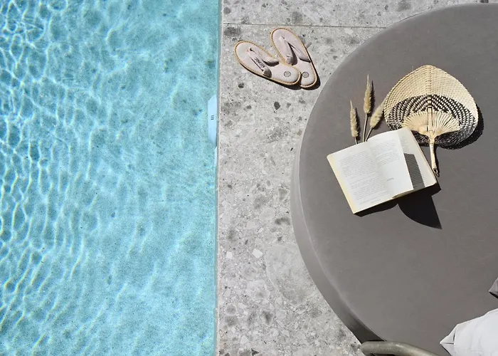 Aeonic & - Only Adults 5*